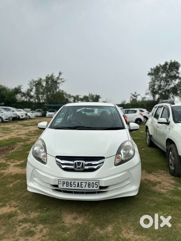 Honda Amaze Petrol 2015
