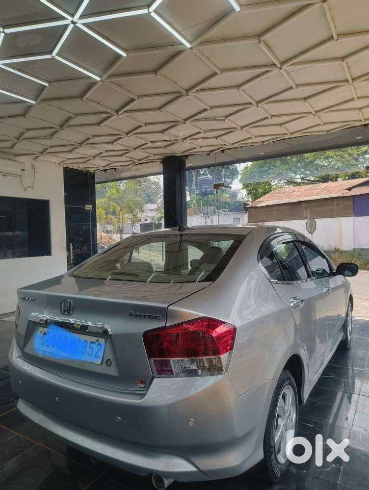 Honda City V At, 2011, Cng & Hybrids