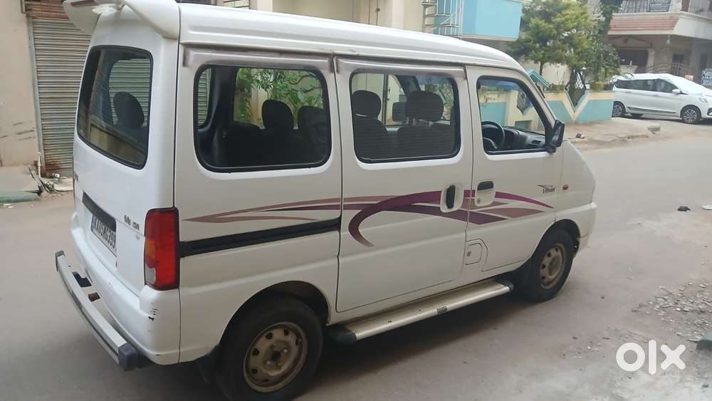 Maruti Suzuki Versa Dx Bsiii, 2009, Petrol