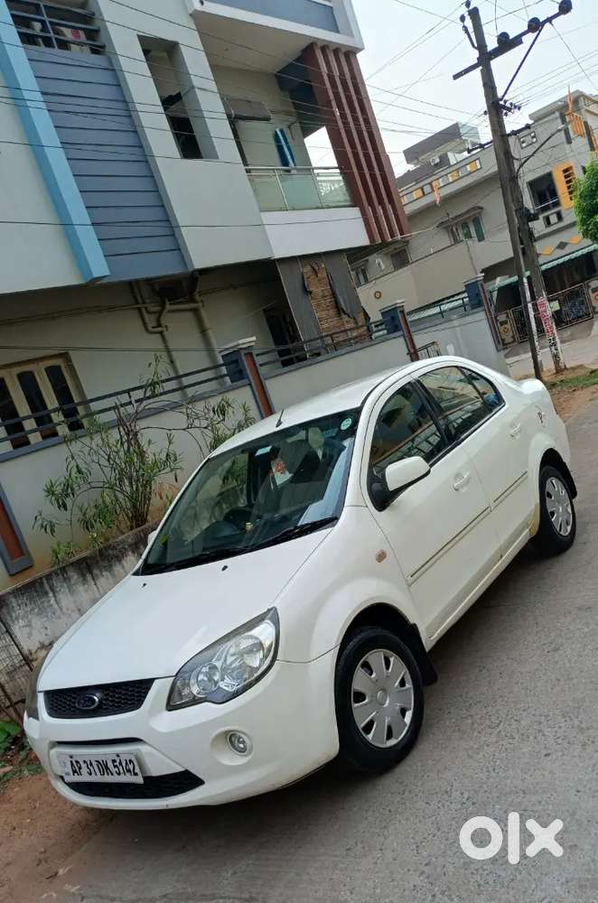 Ford Fiesta Classic 2012 Petrol 66000 Km Driven