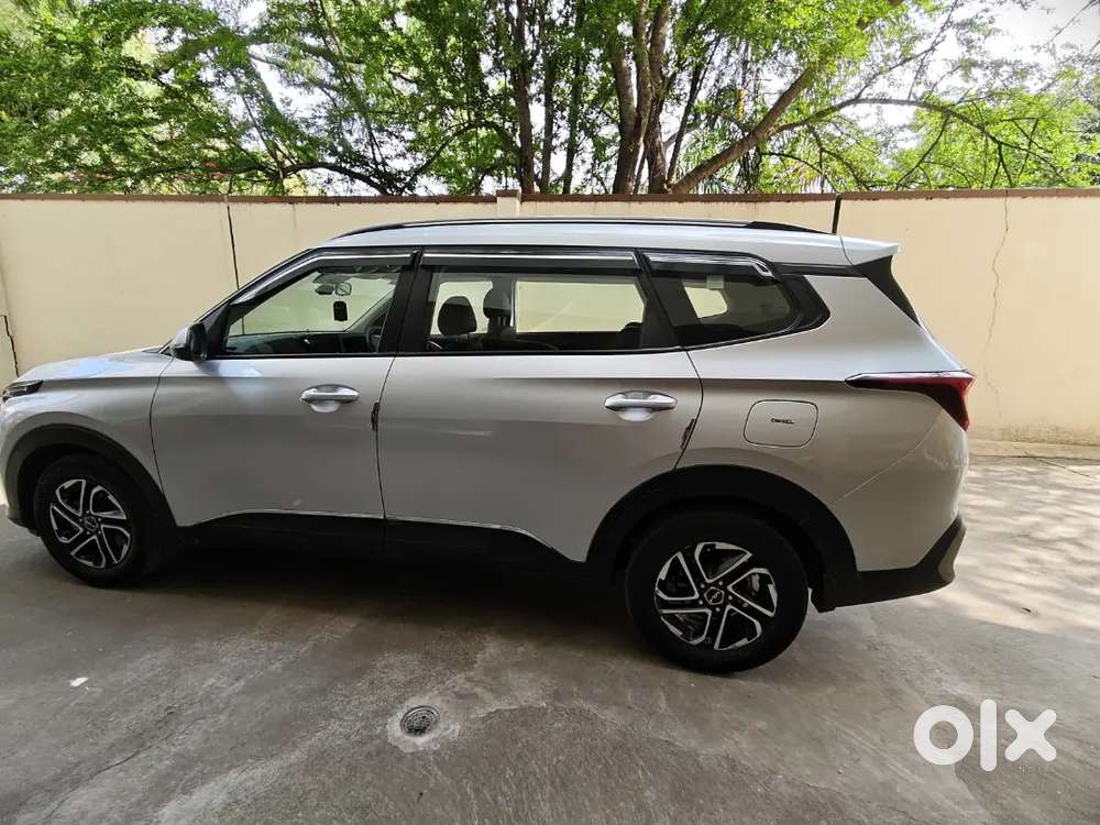 Kia Carens 1.5 Prestige 2025