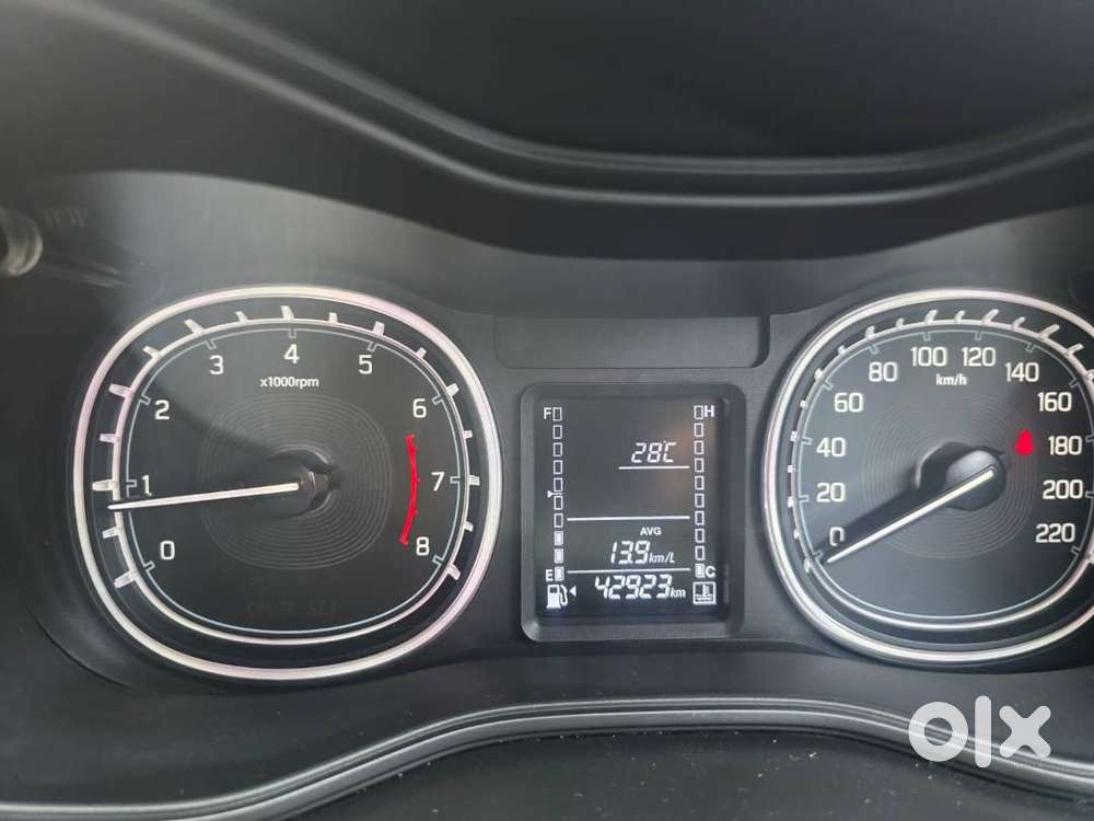 Maruti Suzuki Brezza Petrol  Single Owner  43,000 Km