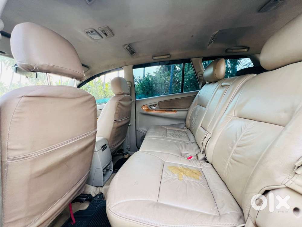 Toyota Innova 2.5 V 7 Str, 2009, Diesel