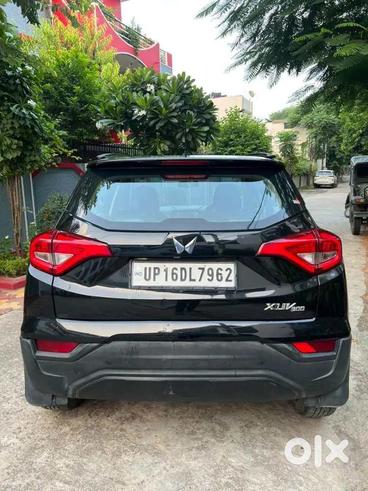 Mahindra Xuv300 (o) Sunroof Diesel 2022