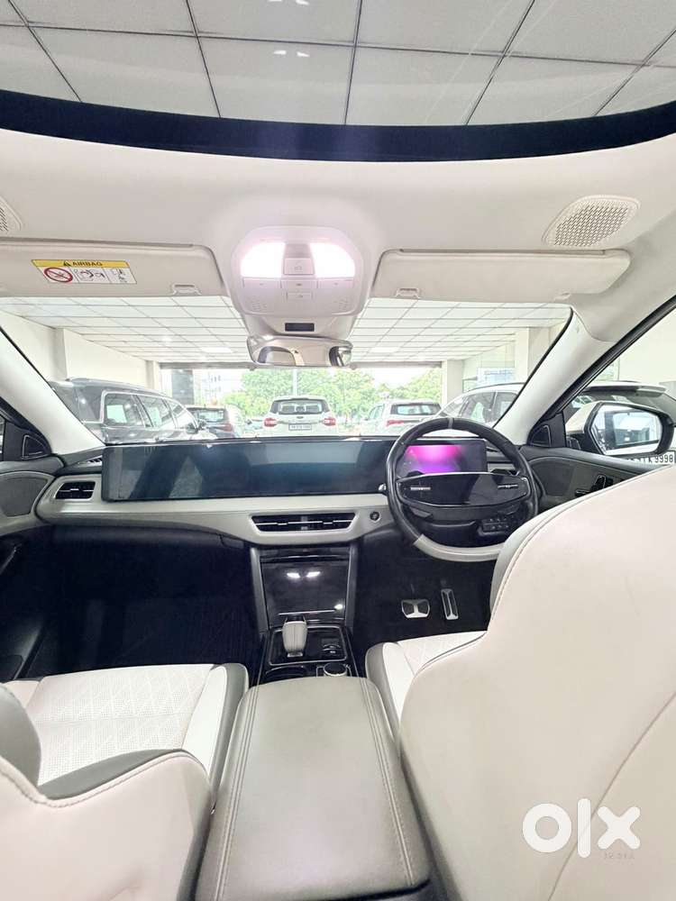 Mahindra Xev 9e Pack Three (top Model), 2025, Electric