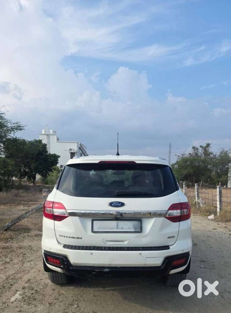 Ford Endeavour 3.2 Titanium At 4x4, 2016, Diesel