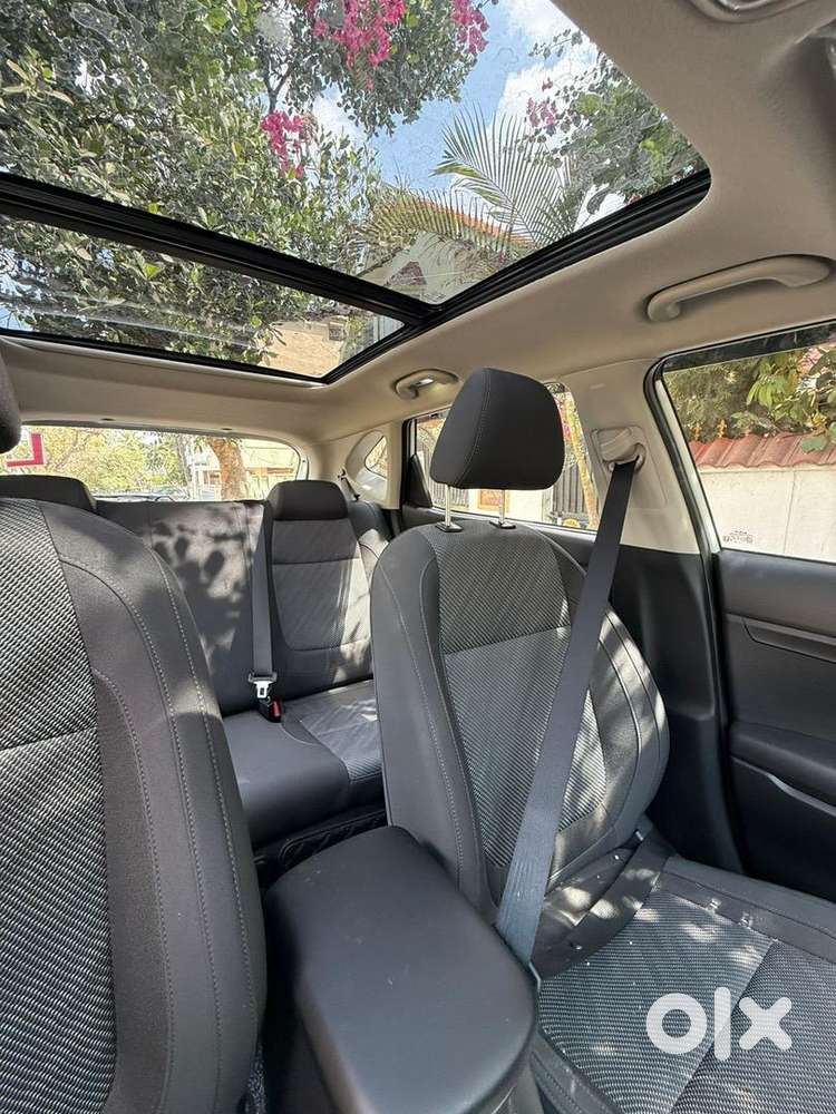 Kia Seltos Htk Plus (o) Ivt 1.5 Petrol-like New  8 Months Old