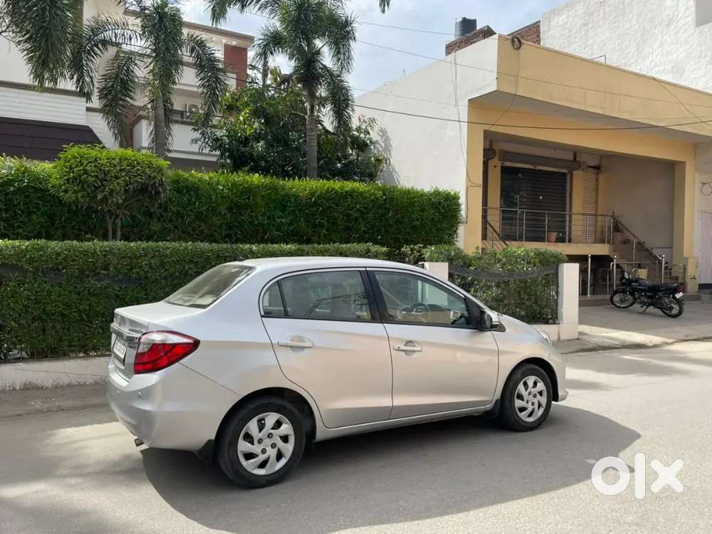 Honda Amaze 2016 Diesel Well Maintained