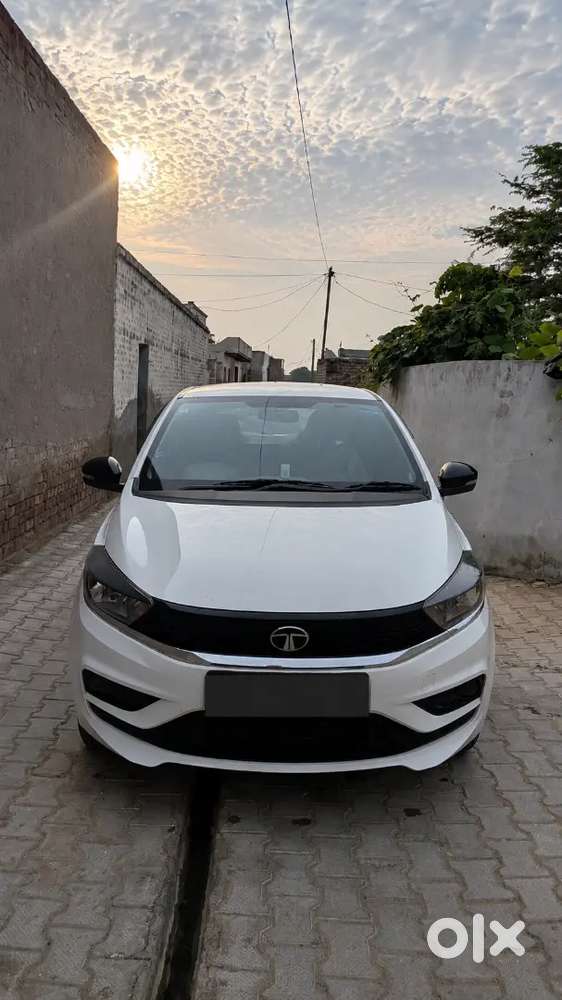Urgent Sell Tiago 2025 Rj49 No Govt Lady Vehicle