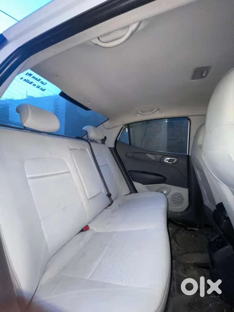 Hyundai Aura 2023 Petrol 86000 Km Driven