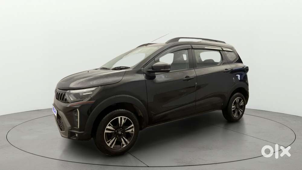 Renault Triber Rxt Easy-r Amt, 2025, Petrol