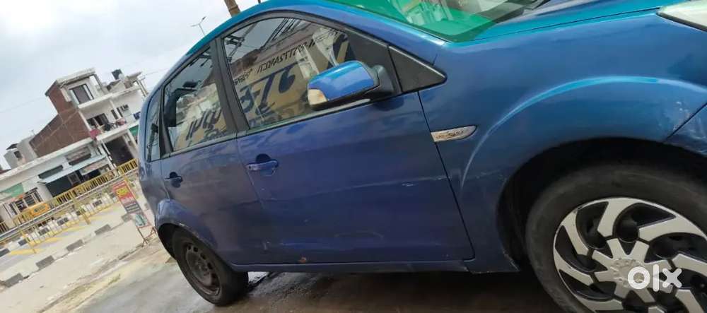 Ford Figo Zxi Petrol 2014