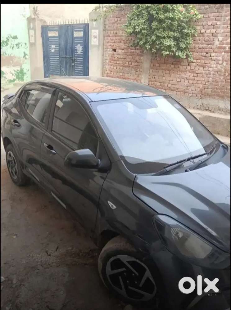 Aura Car 2025 Modal Fist Owner 44 Cist Baki Comercial Car