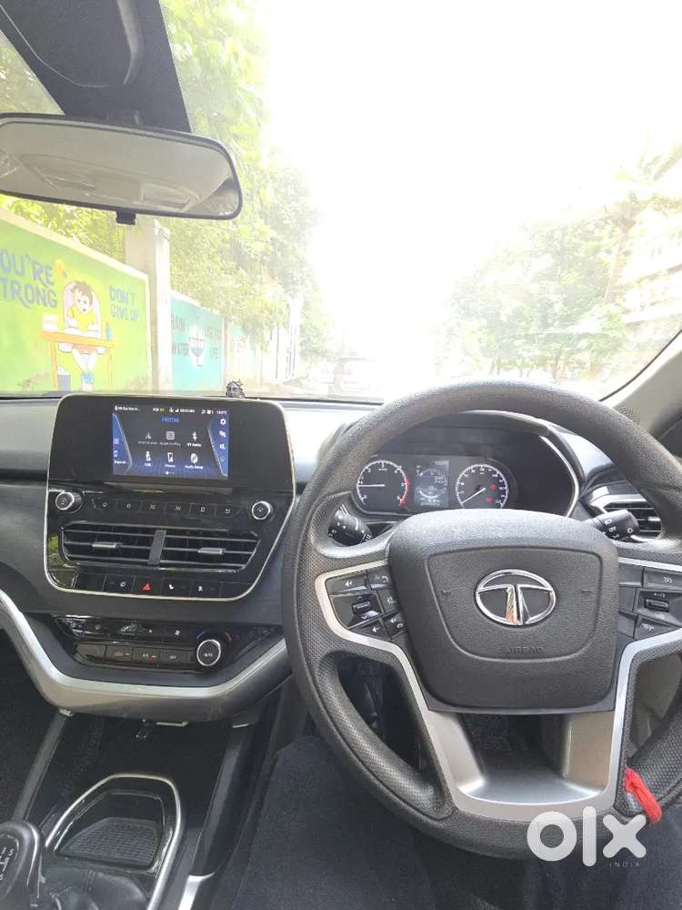 Tata Safari Xt+