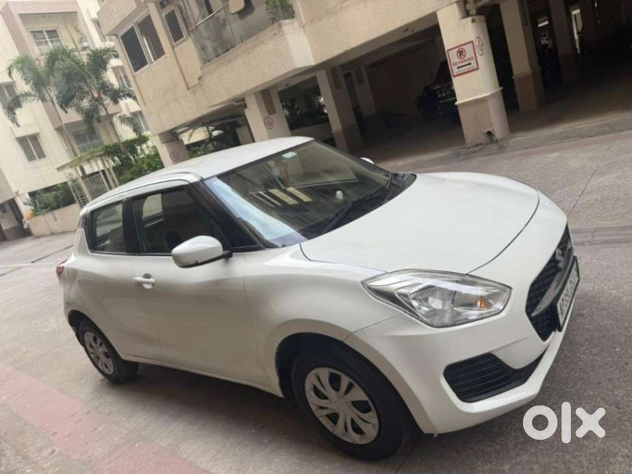 Maruti Suzuki Swift Vxi + Manual, 2021, Petrol