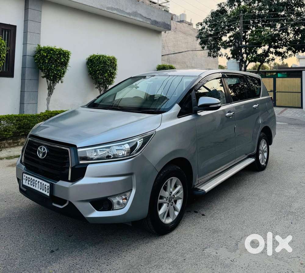 Toyota Innova Crysta 2.4 Gx Mt 8s, 2016, Diesel