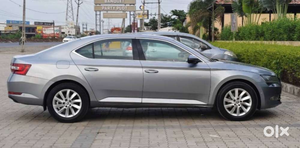 Skoda Superb 2.0 L&k Tsi At, 2020, Petrol