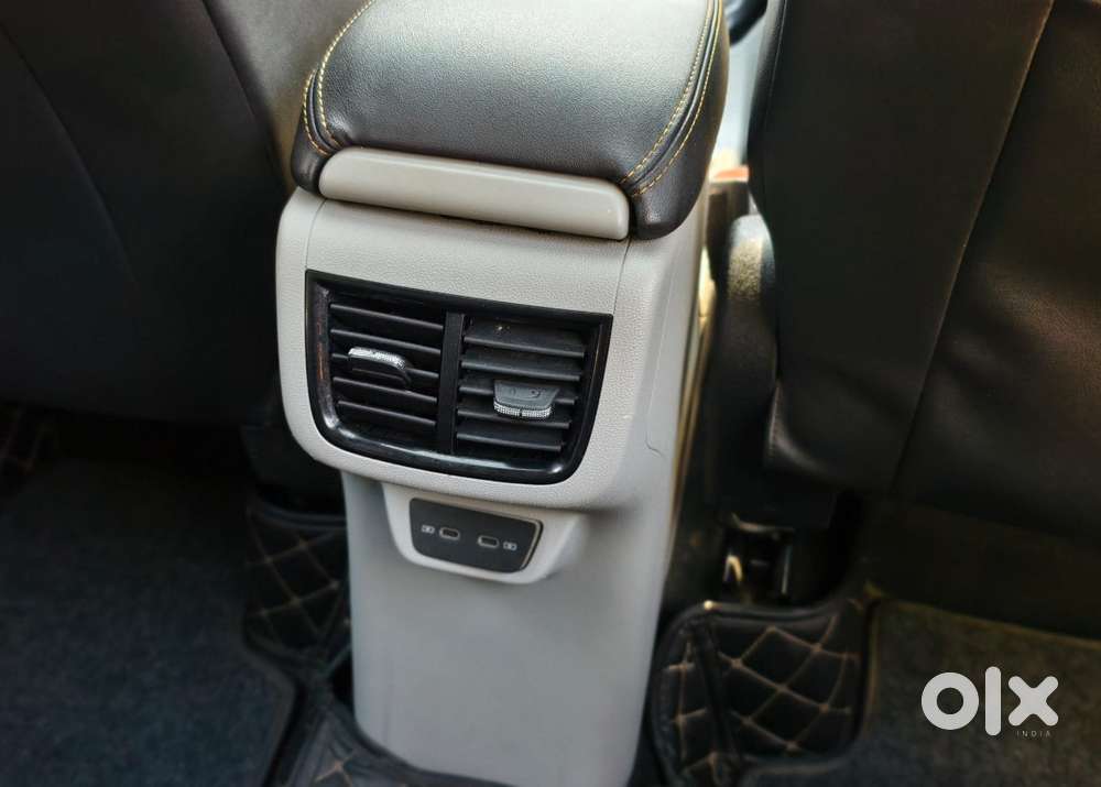 Skoda Kushaq 1.0 Tsi Style At, 2021, Petrol