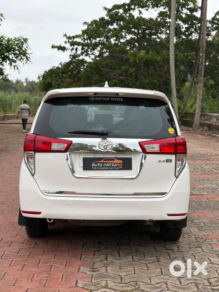 Toyota Innova Crysta 2.4 G Mt 8s, 2019, Diesel