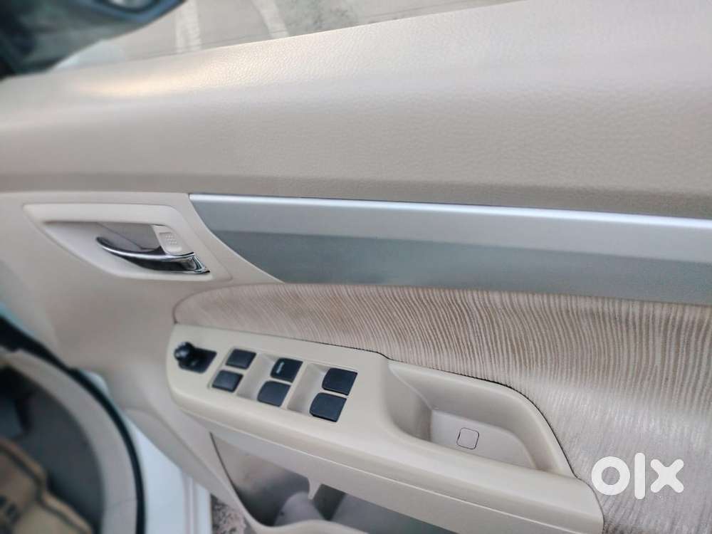 Maruti Suzuki Ertiga 2012-2015 Zxi, 2013, Petrol