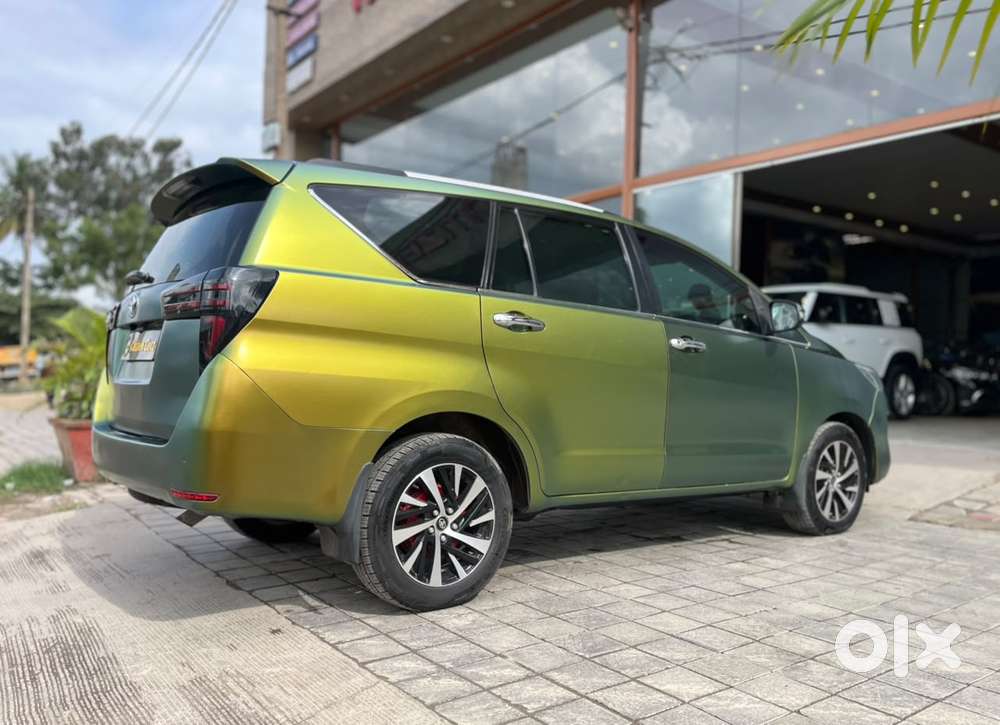 Toyota Innova Crysta 2.8 Gx At 8s, 2019, Diesel