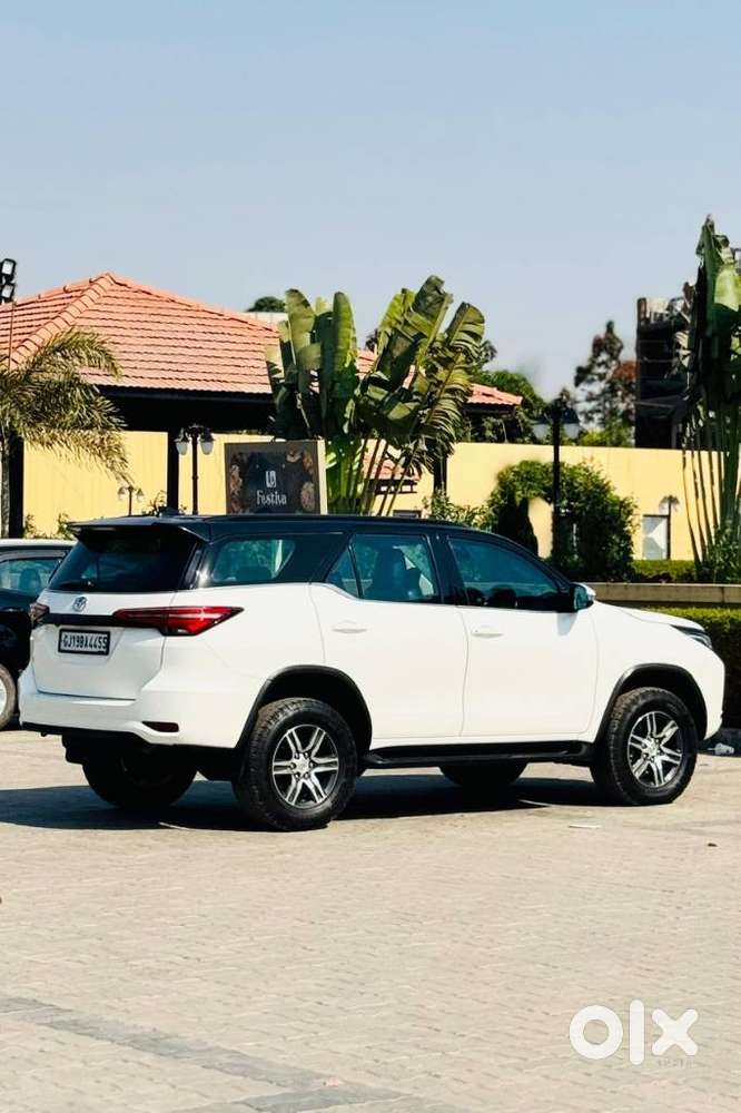 Toyota Fortuner 4x2 At 2.8 Diesel, 2021, Diesel