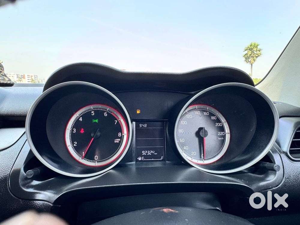 Maruti Suzuki Swift Vxi, 2022, Petrol