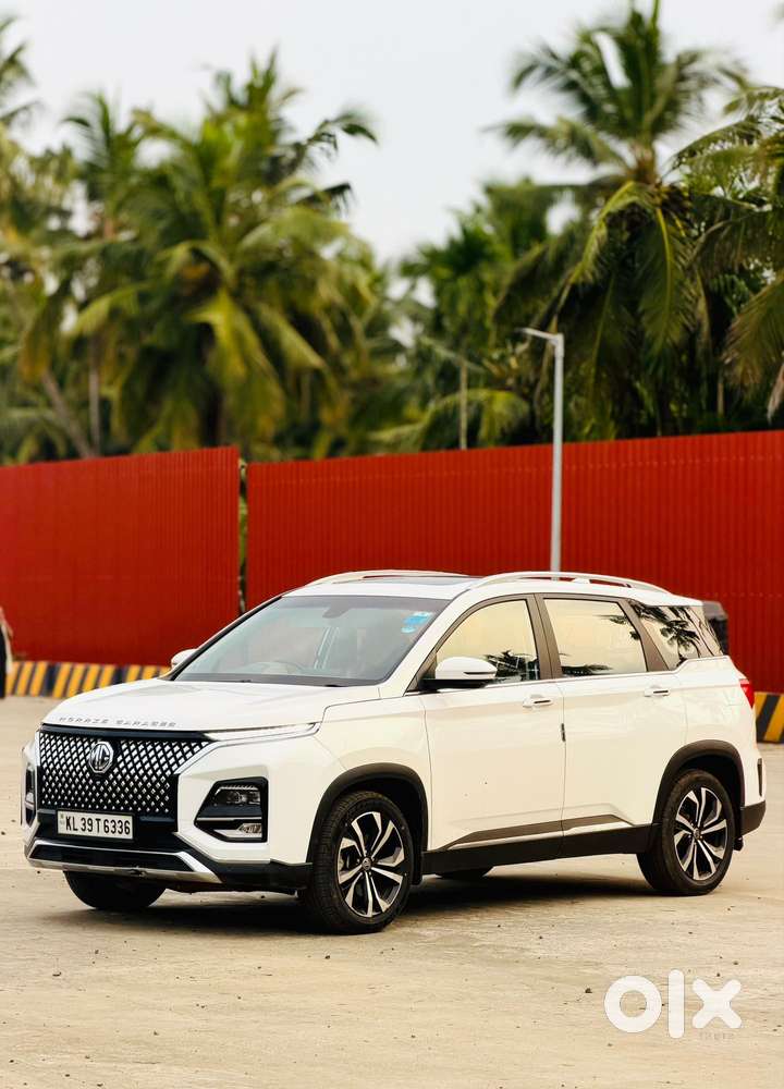 Mg Hector Plus Sharp Pro 1.5 Turbo Petrol Cvt 7 Str, 2023, Petrol