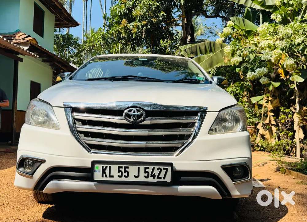 Toyota Innova 2011 Diesel Well Maintained