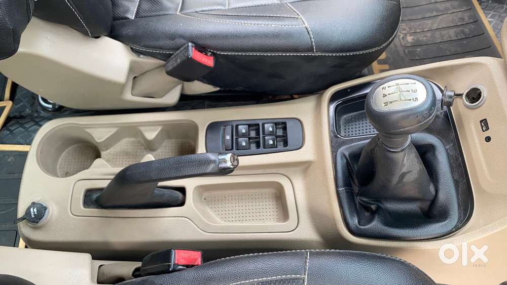 Mahindra Tuv 300 Mhawk100 T8, 2017, Diesel