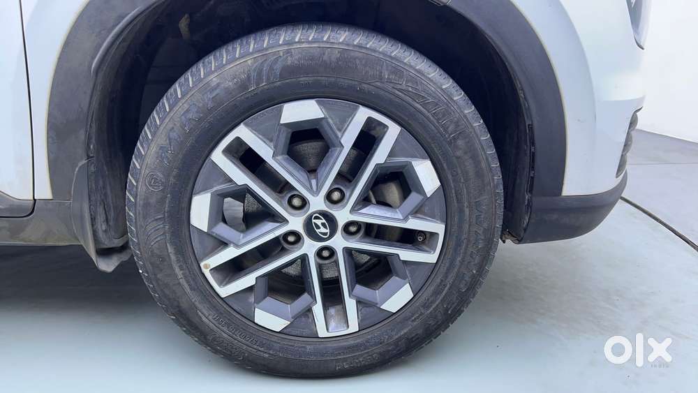 Hyundai Venue 1.0 Sx (o) Turbo Dct, 2023, Petrol