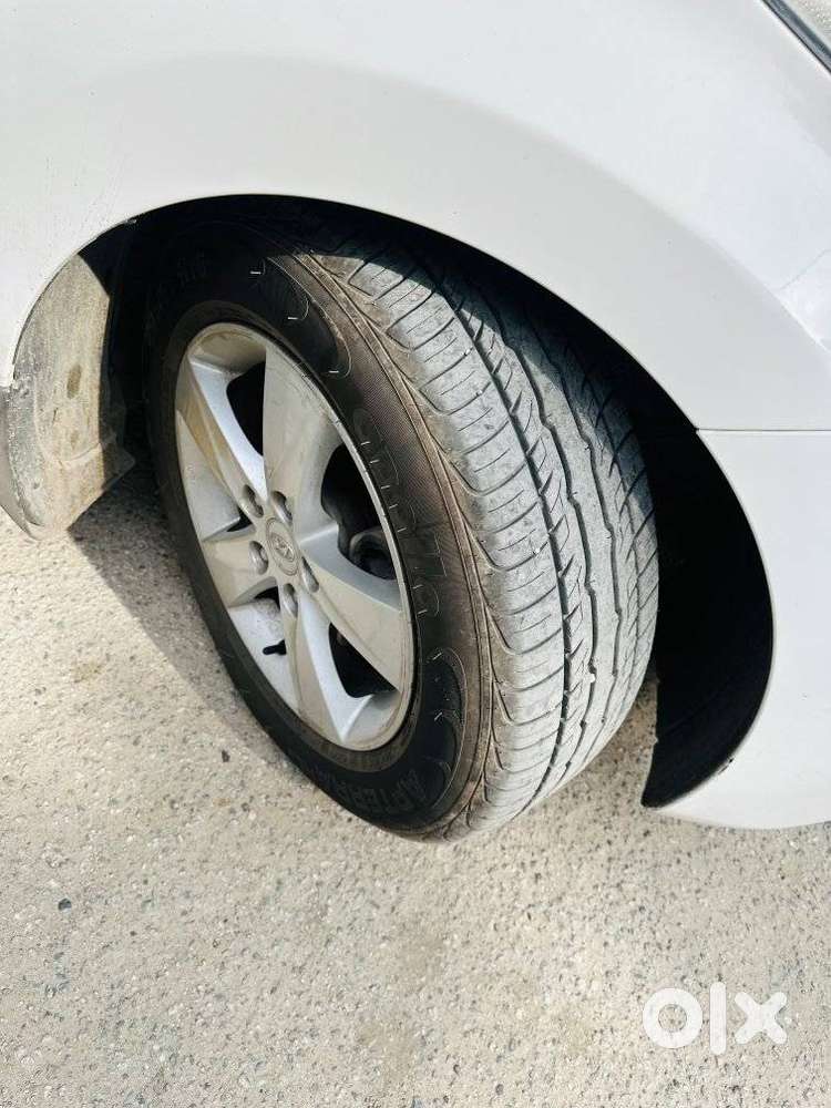 Hyundai Elantra 1.8 Sx Mt, 2014, Petrol