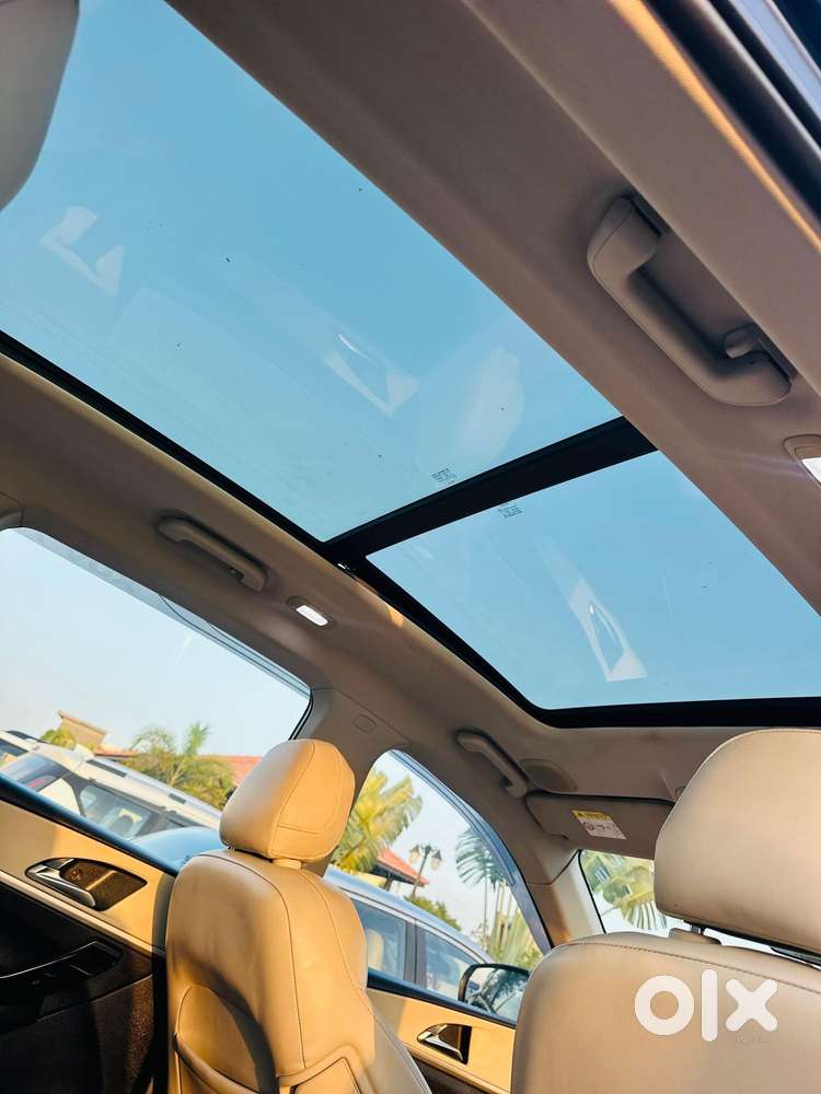 Mahindra Xuv700 2.0 Ax 7 Petrol At Luxury Pack Str, 2023, Petrol