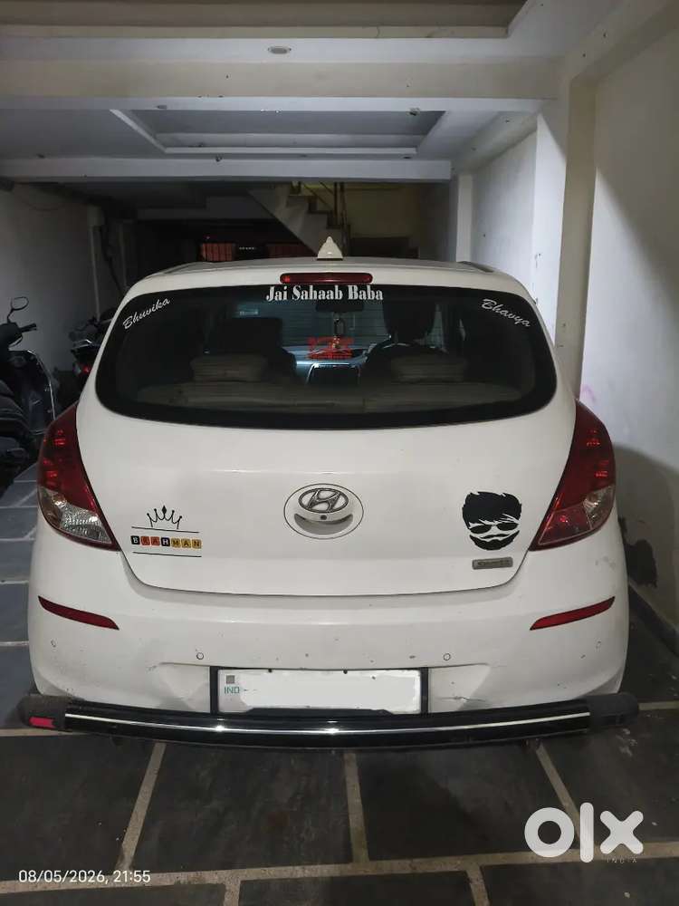 Hyundai I20 Sports Bs Iv Top Model With Cng + Petrol On Paper