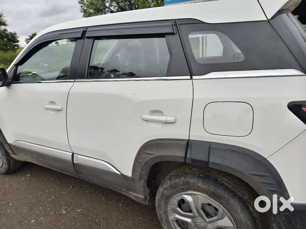 Maruti Brezza Lxi 2025