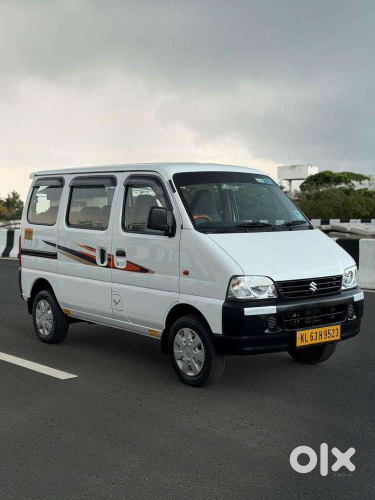 Maruti Suzuki Eeco 1.2 7 Str Std(o), 2022, Petrol