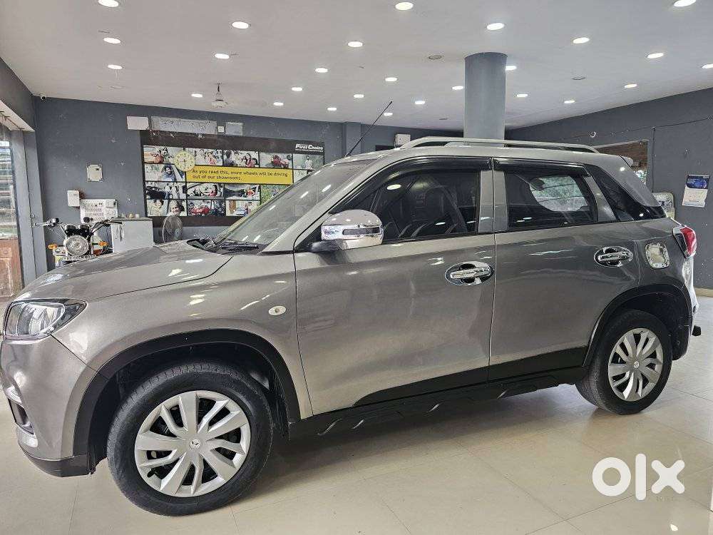Maruti Suzuki Brezza Vxi At, 2016, Petrol