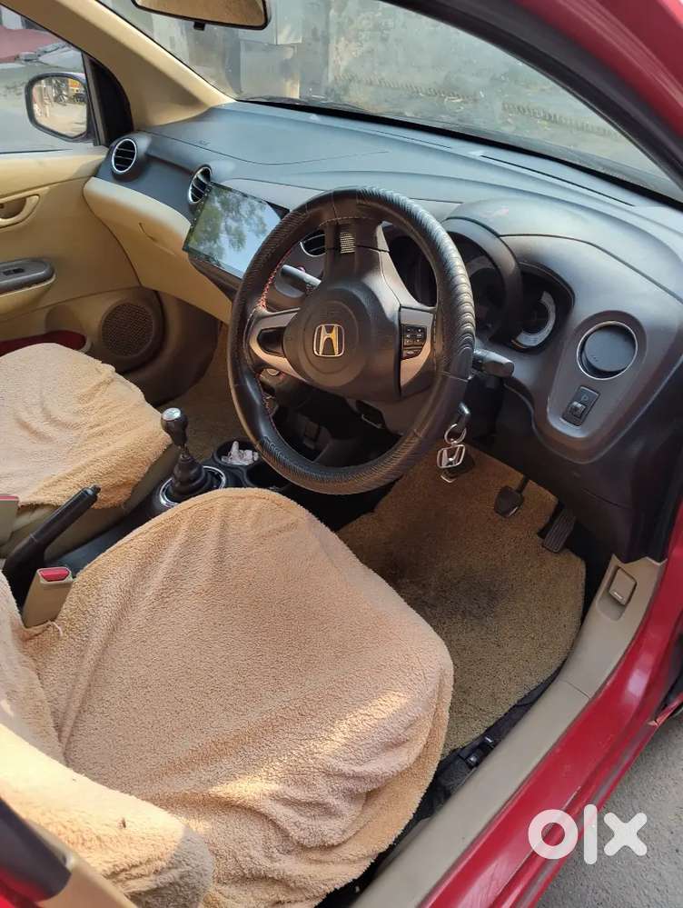 Honda Brio 2012