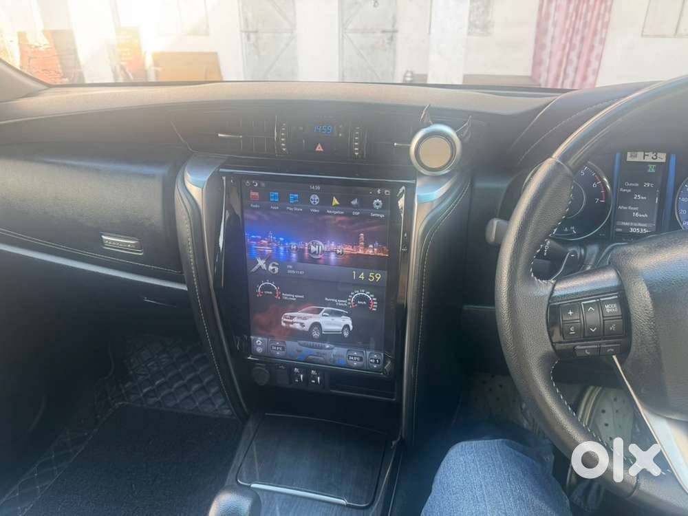 Toyota Fortuner, 30500 Km, Well Maintainer