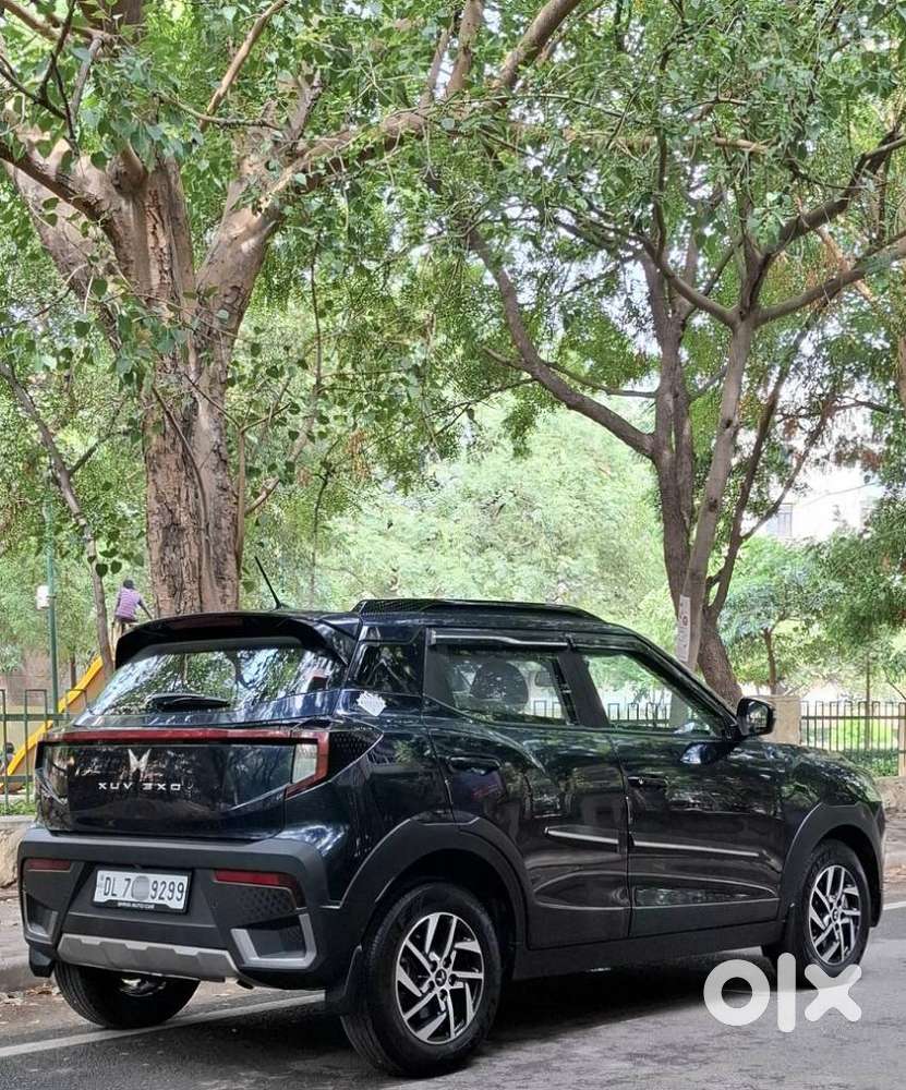 Mahindra Xuv 3xo Ax5 Pm At, 2024, Petrol