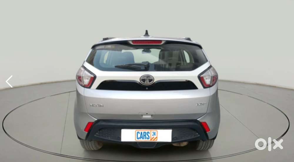Tata Nexon Petrol Amt 2018