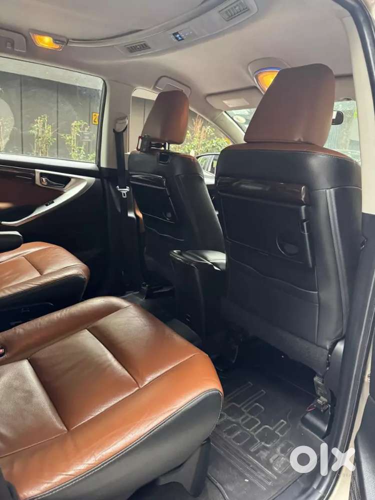 Innova Crysta Z Automatic