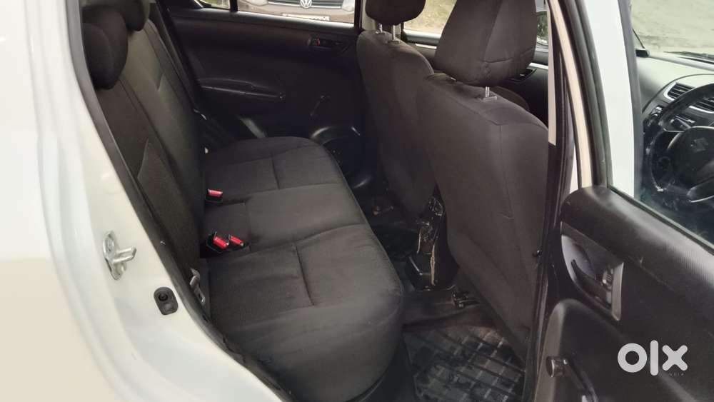 Maruti Suzuki Swift Lxi Optional-o, 2015, Petrol