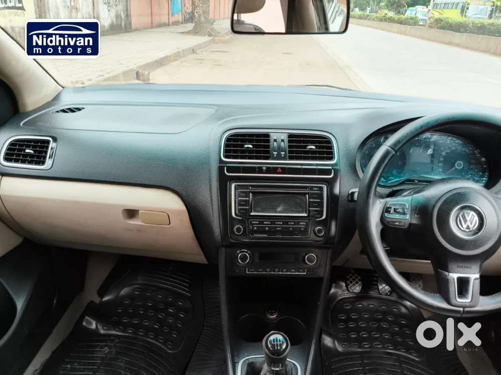 Volkswagen Polo Petrol Highline 1.2l, 2013, Petrol