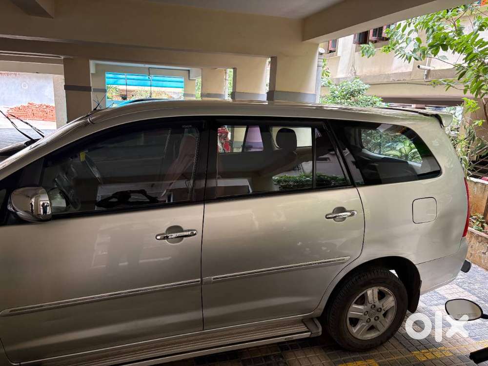 Toyota Innova 2.5v (2007)  Rc Valid May 2028  Showroom Track Record