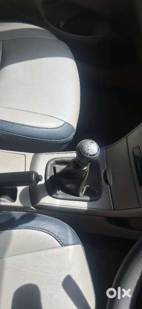 Toyota Corolla Altis 2010