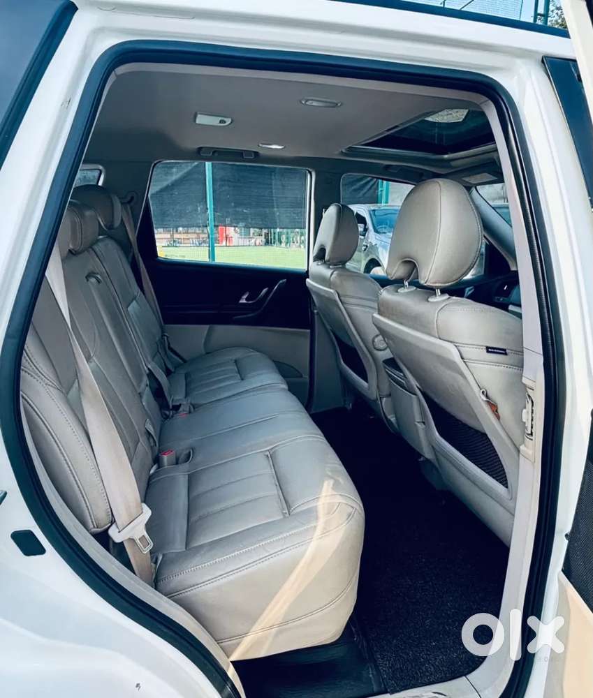 Mahindra Xuv500 At W10 Fwd, 2018, Diesel