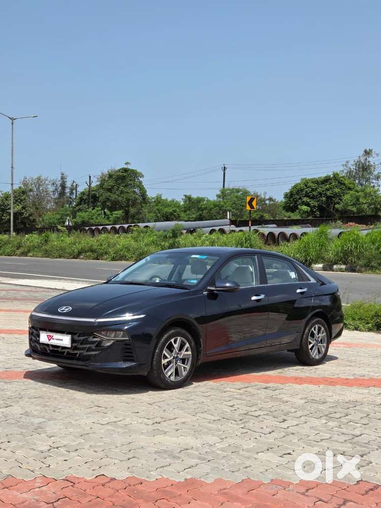 Hyundai Verna 1.5 Sx Ivt, 2024, Petrol