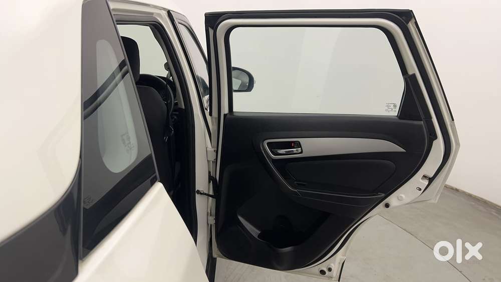 Maruti Suzuki Vitara Brezza 1.5 Zxi At, 2020, Petrol