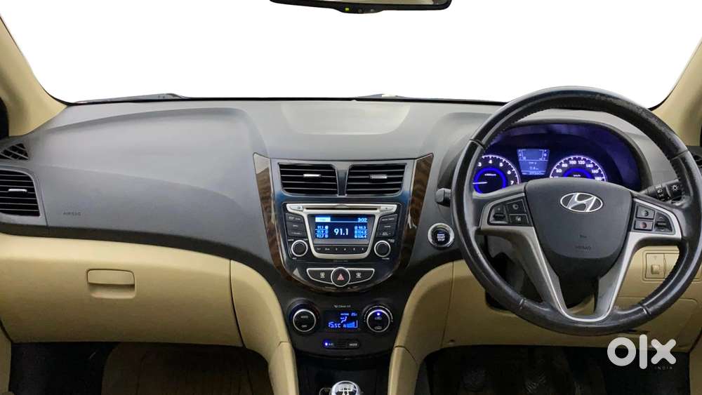 Hyundai Verna [2015-2018] Fluidic 4s 1.6 Vtvt Sx, 2015, Petrol